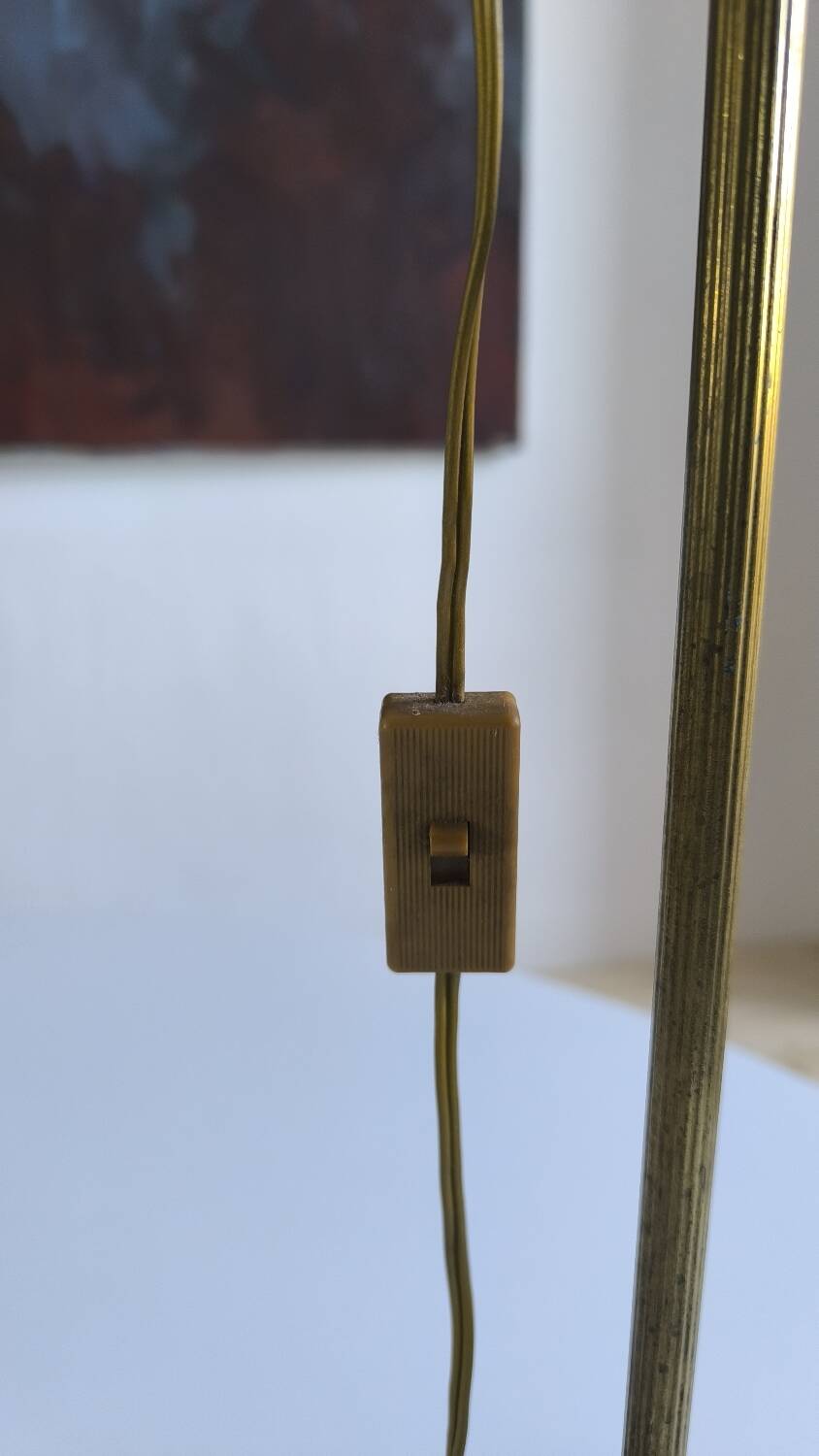 Art Deco bronze and frosted glass tulip lamp