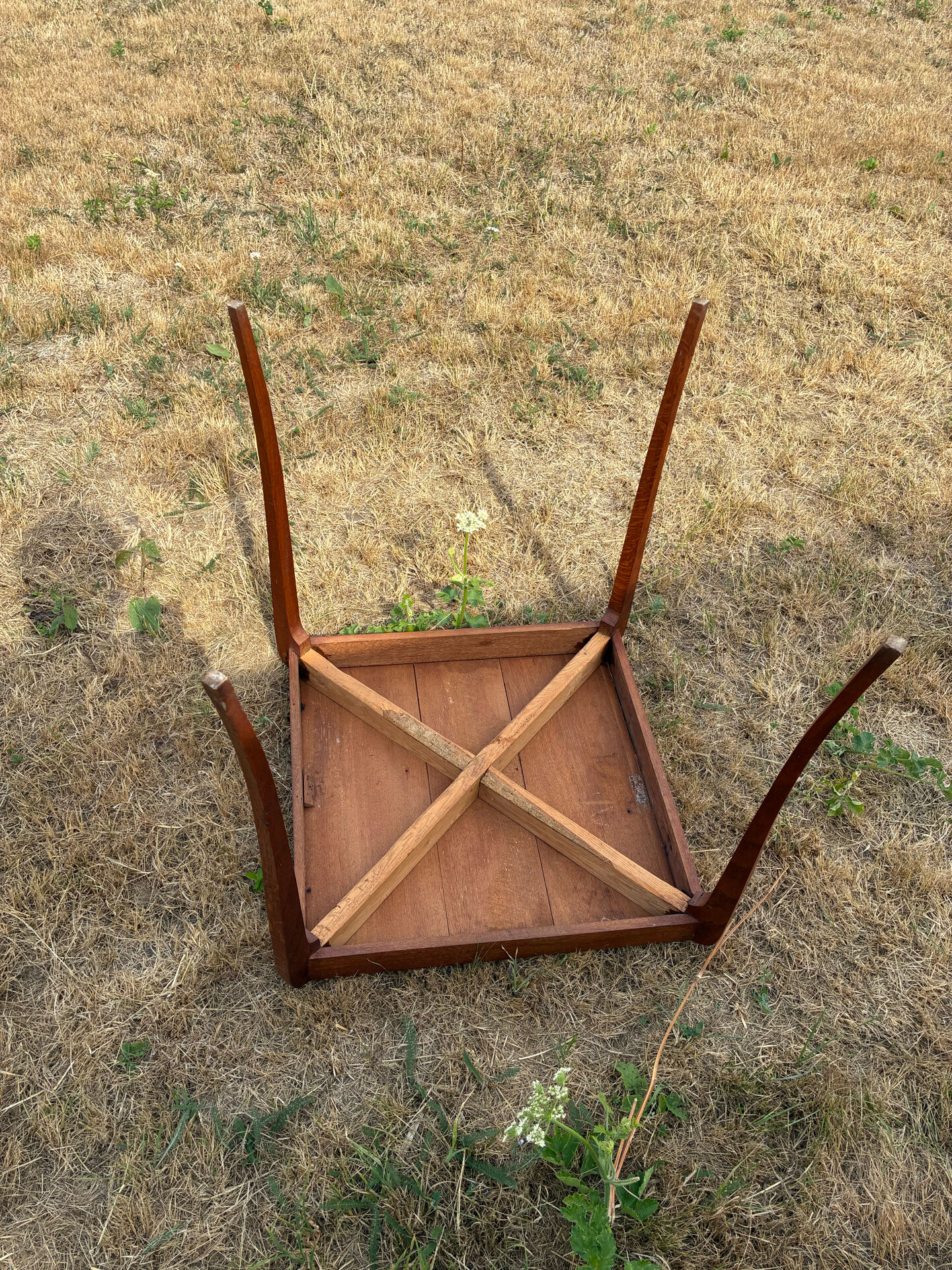 Table d’appoint ou table de jeux