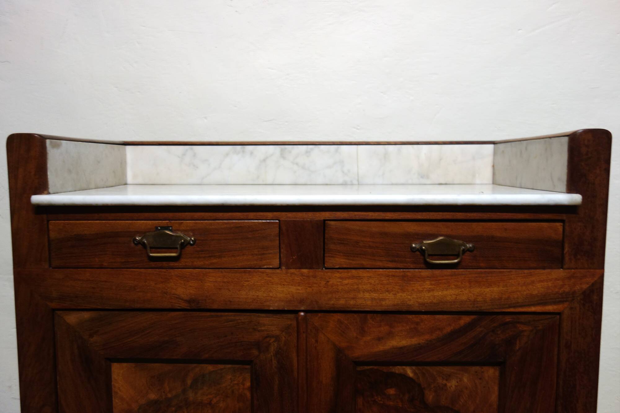 Meuble de toilette art déco dessus marbre années 20/30