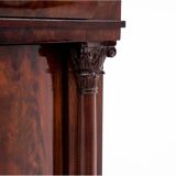 Commode ancienne, Europe du Nord, vers 1870