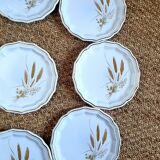 Eight country-patterned dessert plates