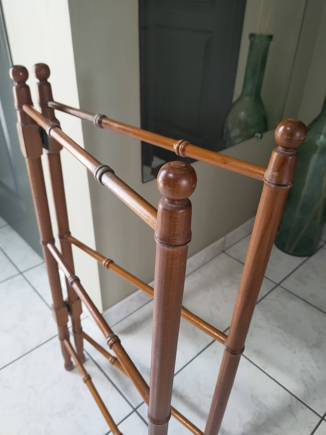Vintage wood/bamboo towel holder