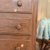 Small Parisian-style chest of drawers patinated in pink.