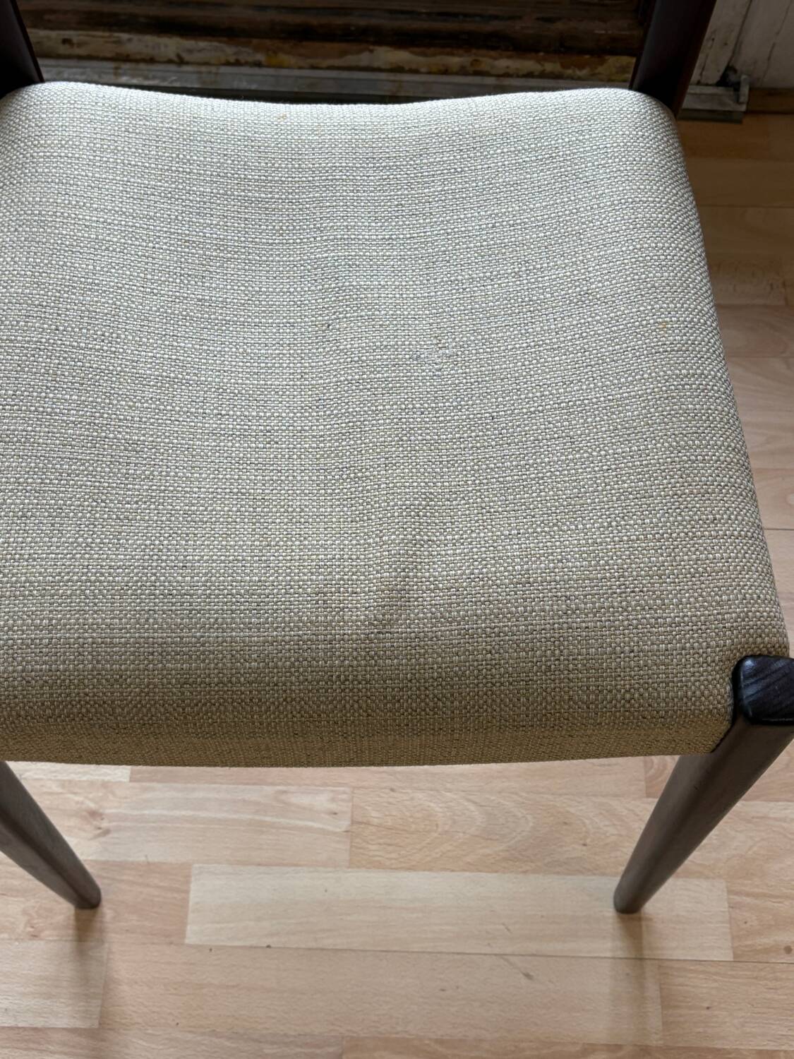 6 Scandinavian chairs circa
