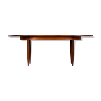 Vintage Scandinavian Table – 163 cm / 208 cm