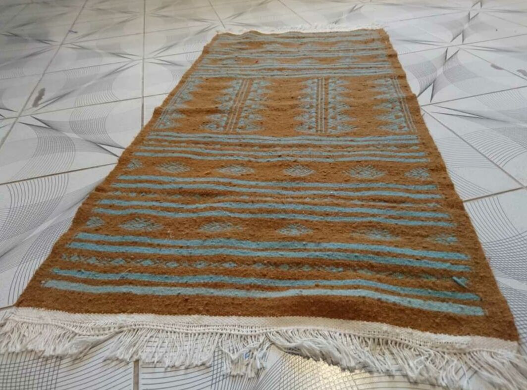Berber carpet and blue 118 x 61 cm