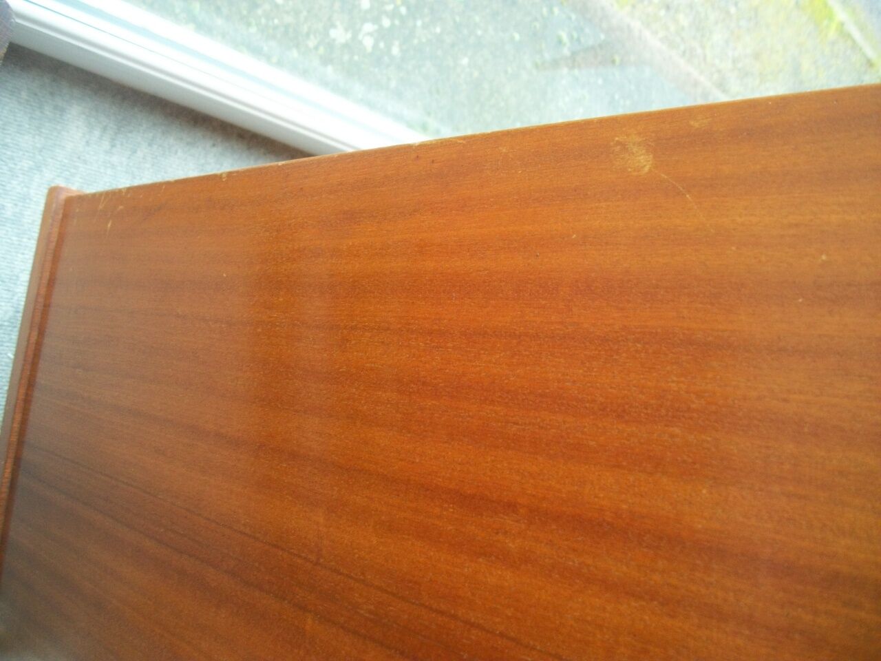 Vintage chest of drawerts