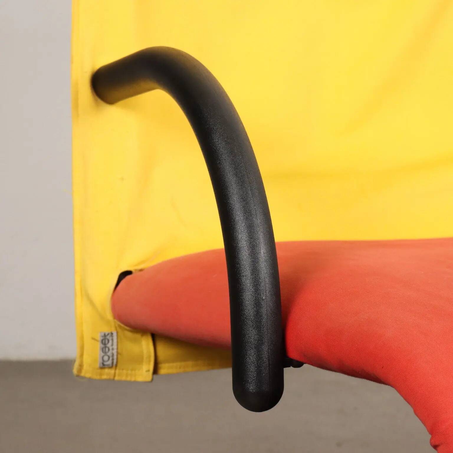 Vintage armchair from the 1980s, Ligne Roset Zen design by Claude Brisson.