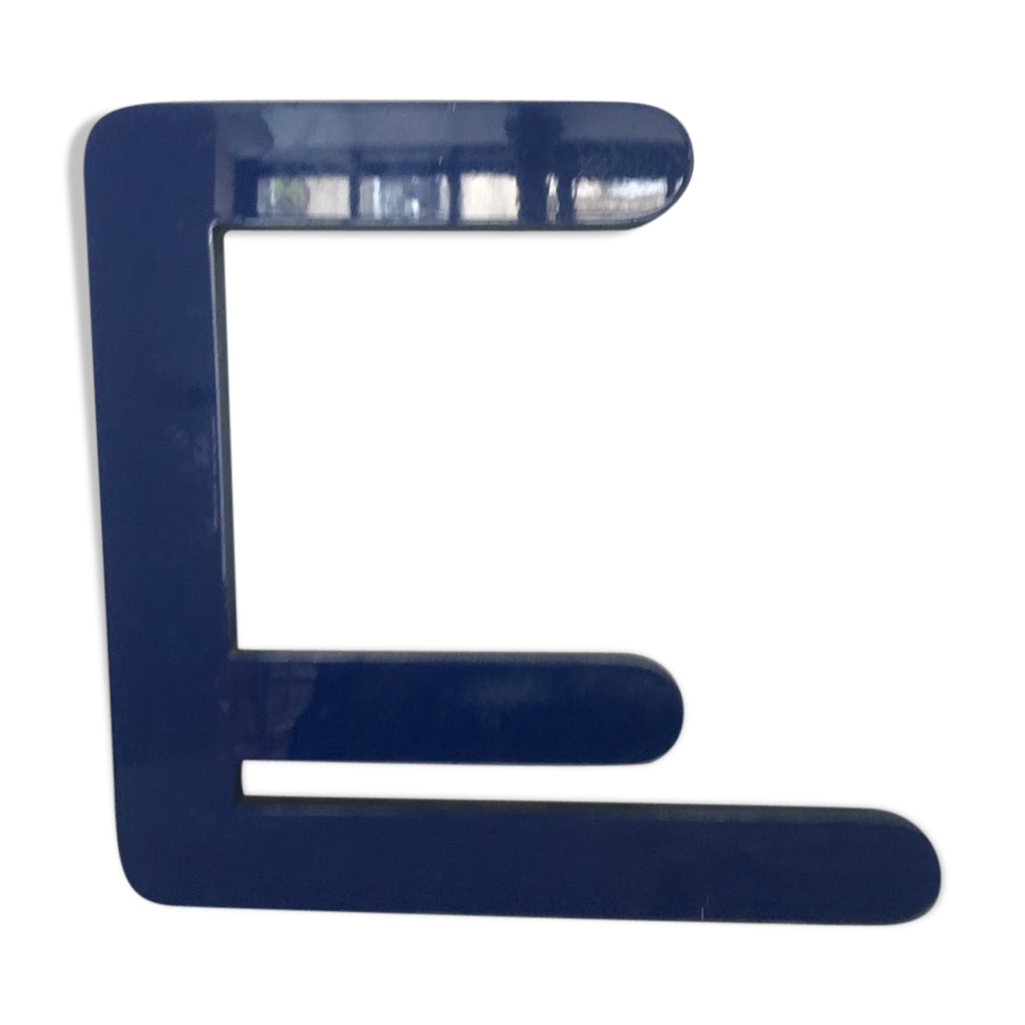 Sign letter E