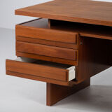 Two-way desk