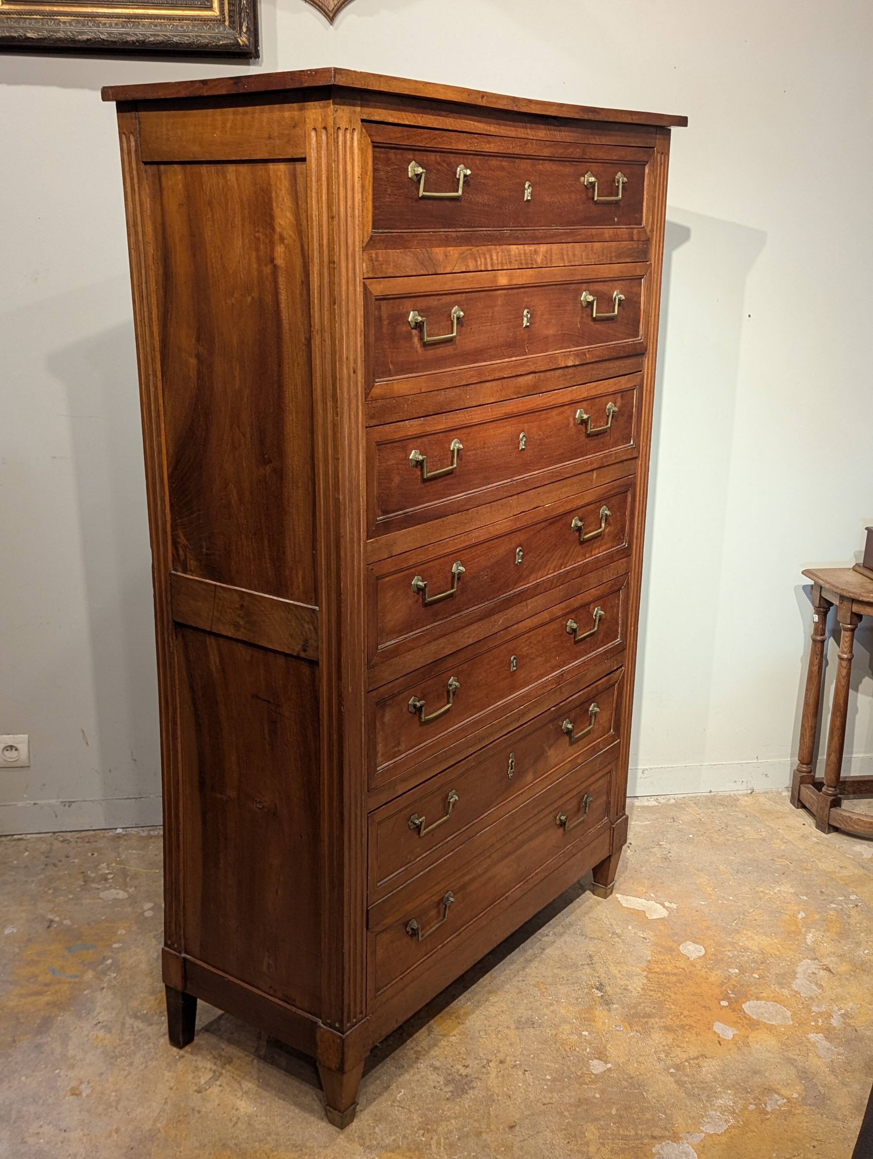 Late 19th century walnut chest of drawers