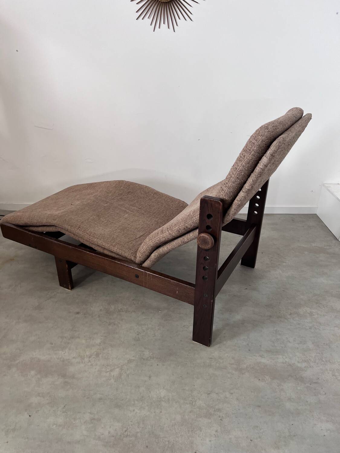 Old chaise longue wooden lounge chair Italian design from the 60s vintage