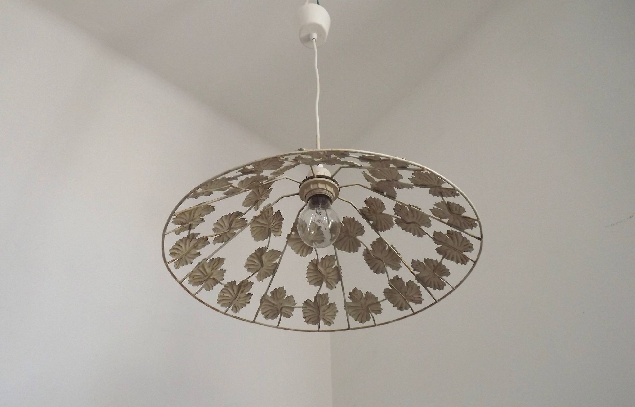 Vintage French Cream and Gold Metal Ceiling Light with Autumn Leaves 5520