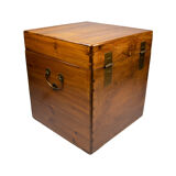 Box in camphrier