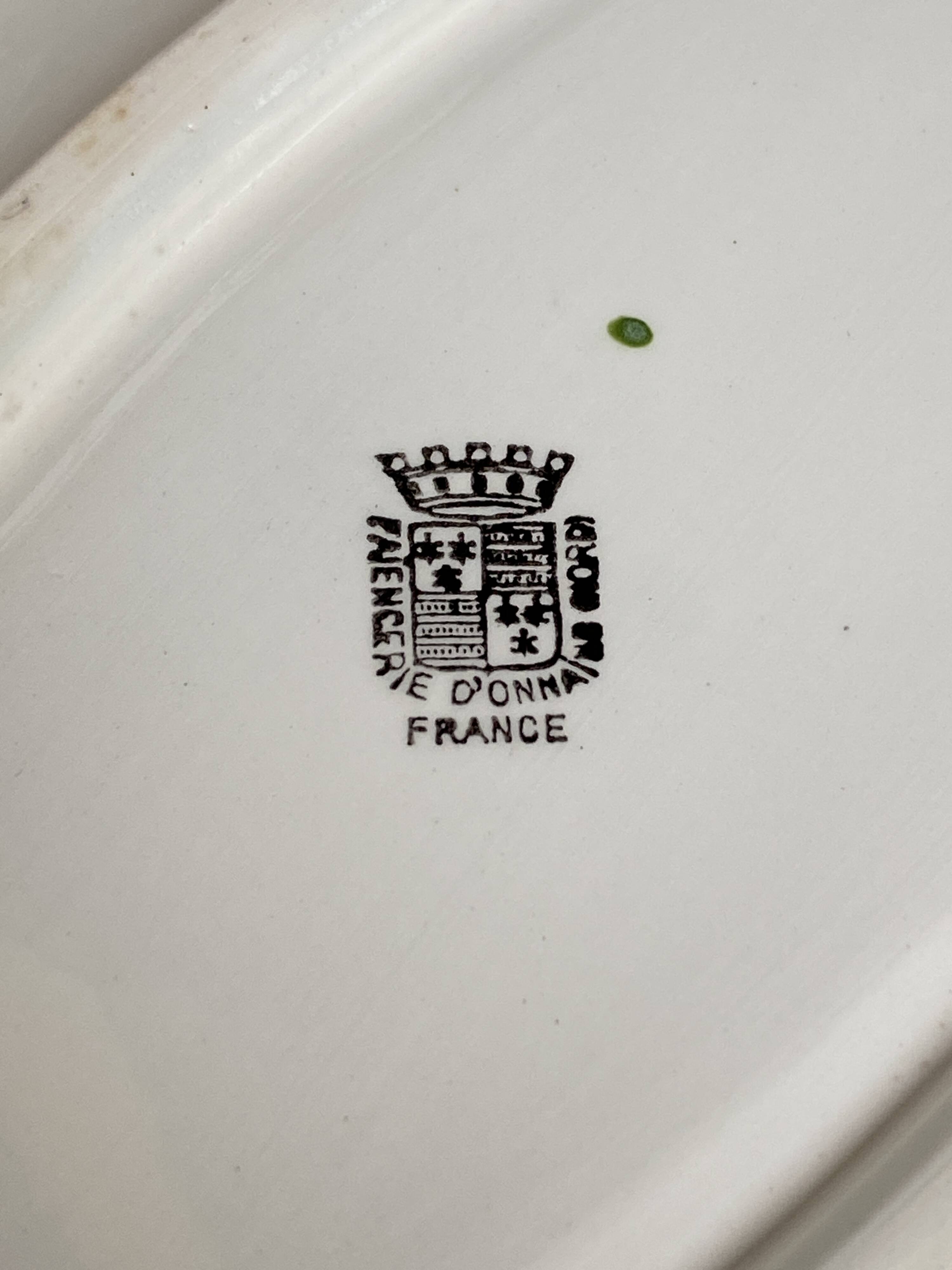 Onnaing earthenware bowl