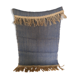 Hemp and wool woven carpet - 132x72cm