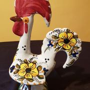 Coq en céramique. Décor main.