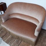 Toad seat sofa