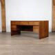 Bureau de réalisateur incurvé en noyer, Italie, années 1940