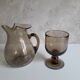 Lot de 8 verres à pied et d'un pichet en verre soufflé et bullé années 70
