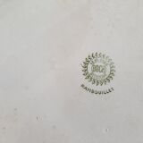 Flat oval presentation Boch La Louvière model Rambouillet