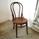 Taxhel bistro chair in curved wood