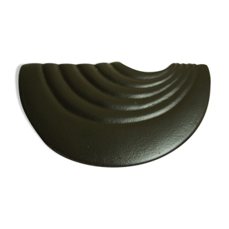 80s black vase