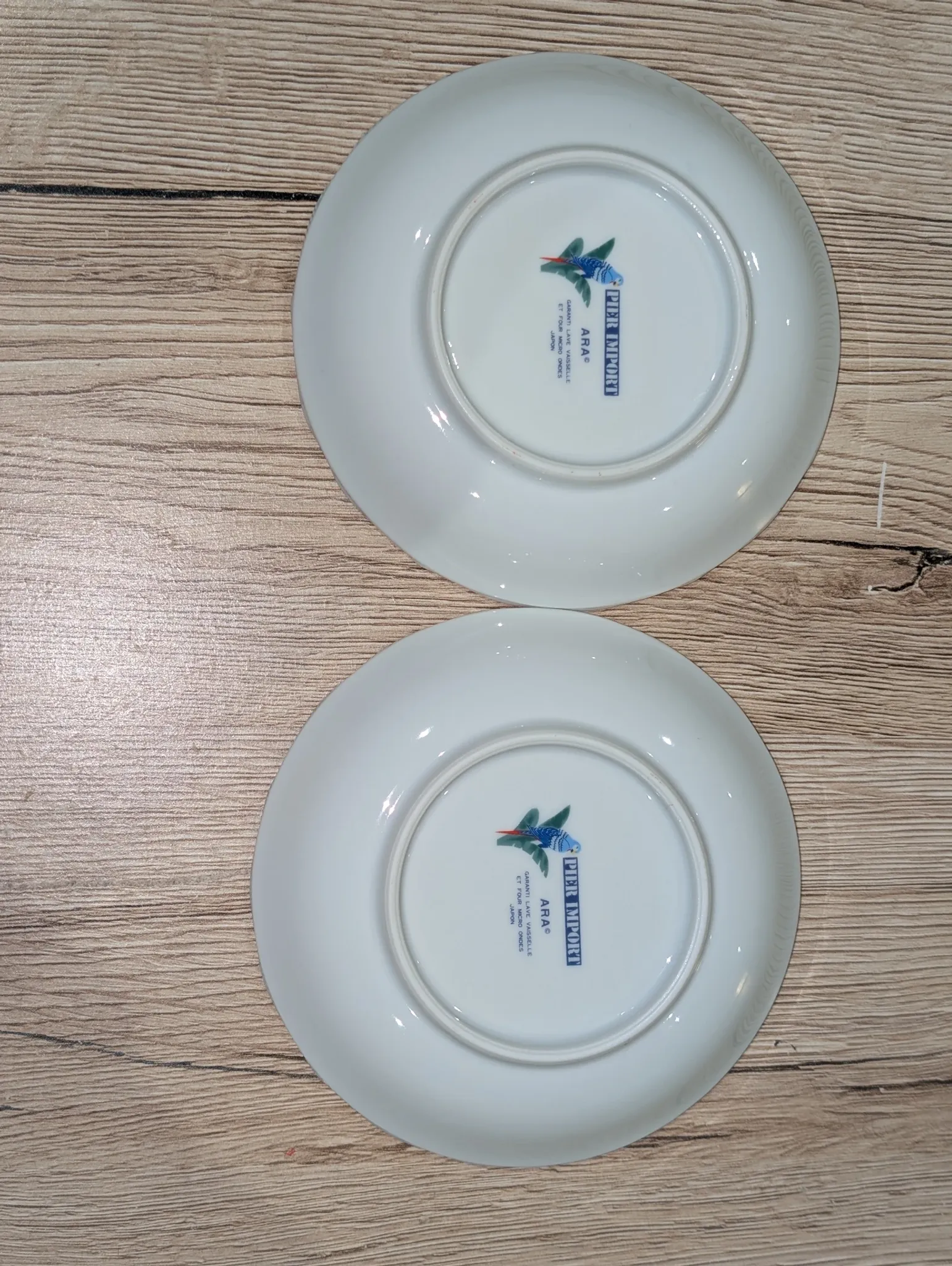 Pair of Saucer / Bowls Japanese Porcelain ARA Pier Import Decor