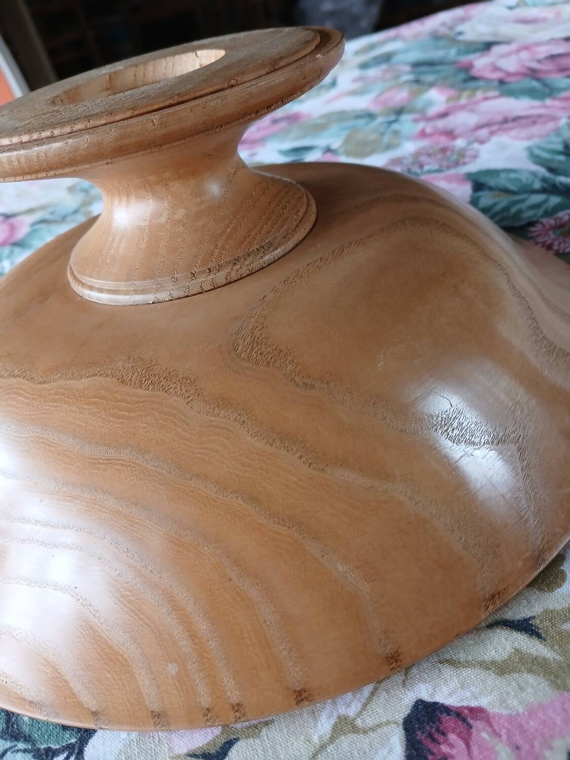 Wooden fruit bowl / bowl