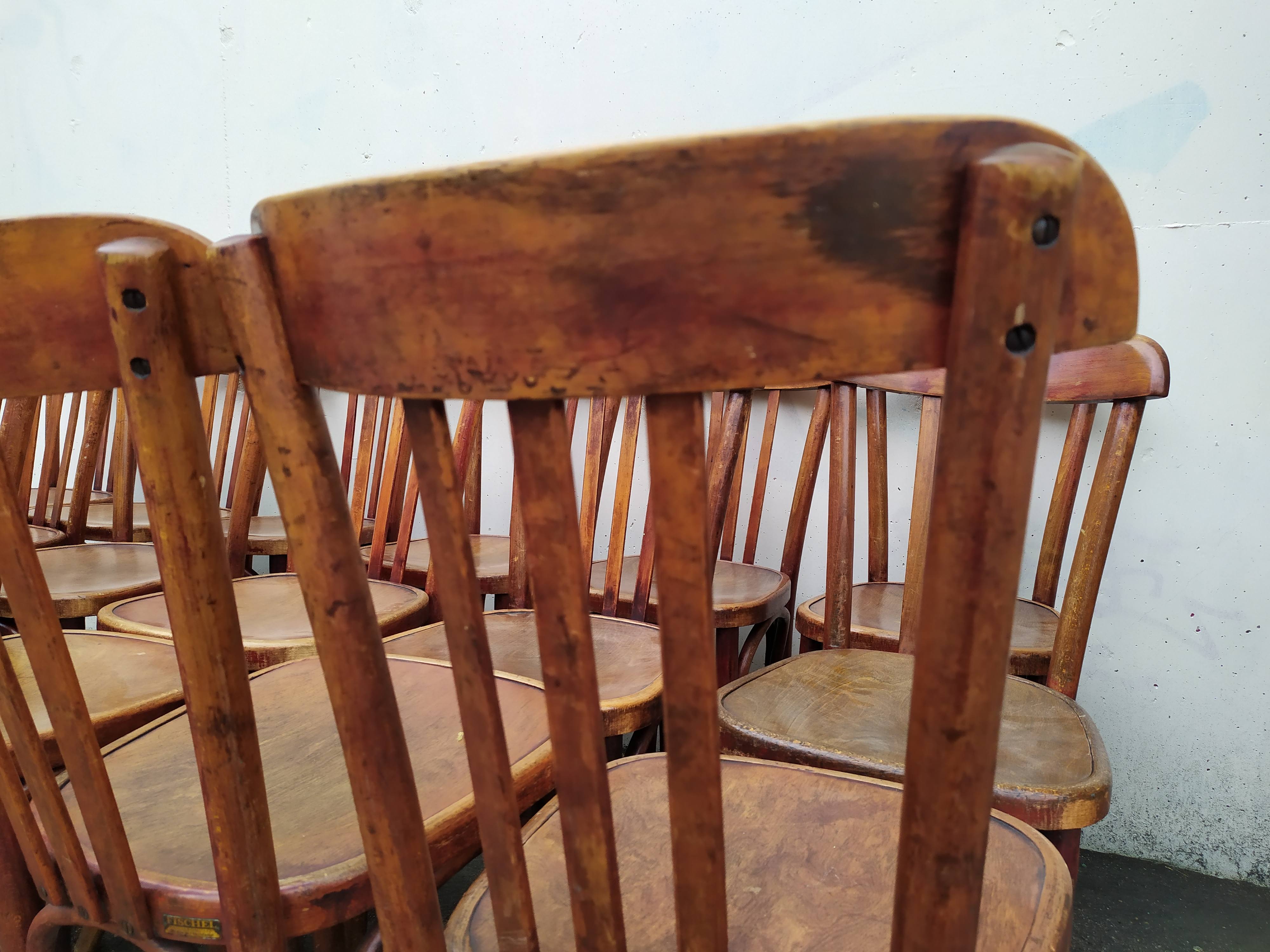 Lot de 18 chaises bistrot Fischel