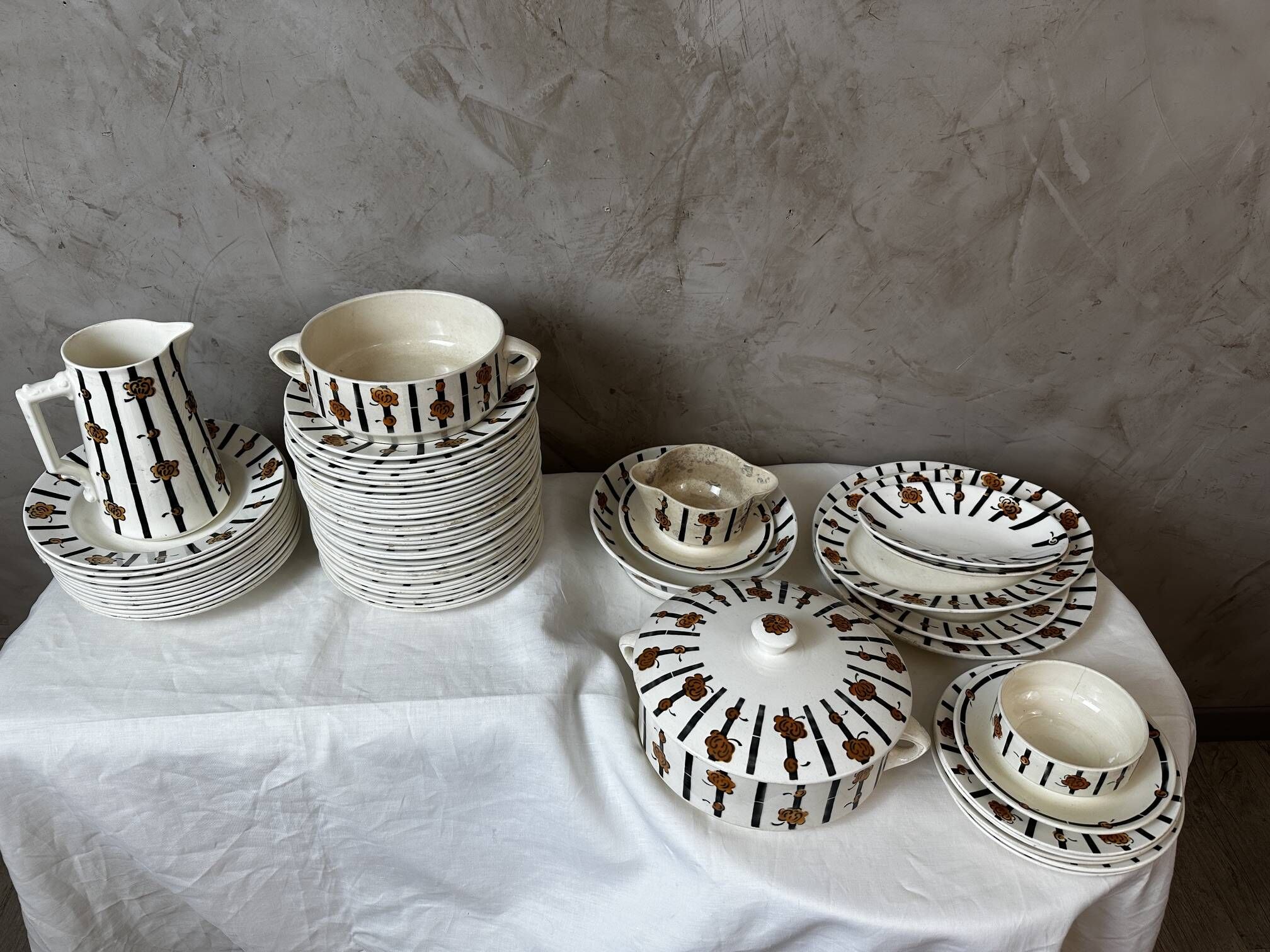 Art Deco Service