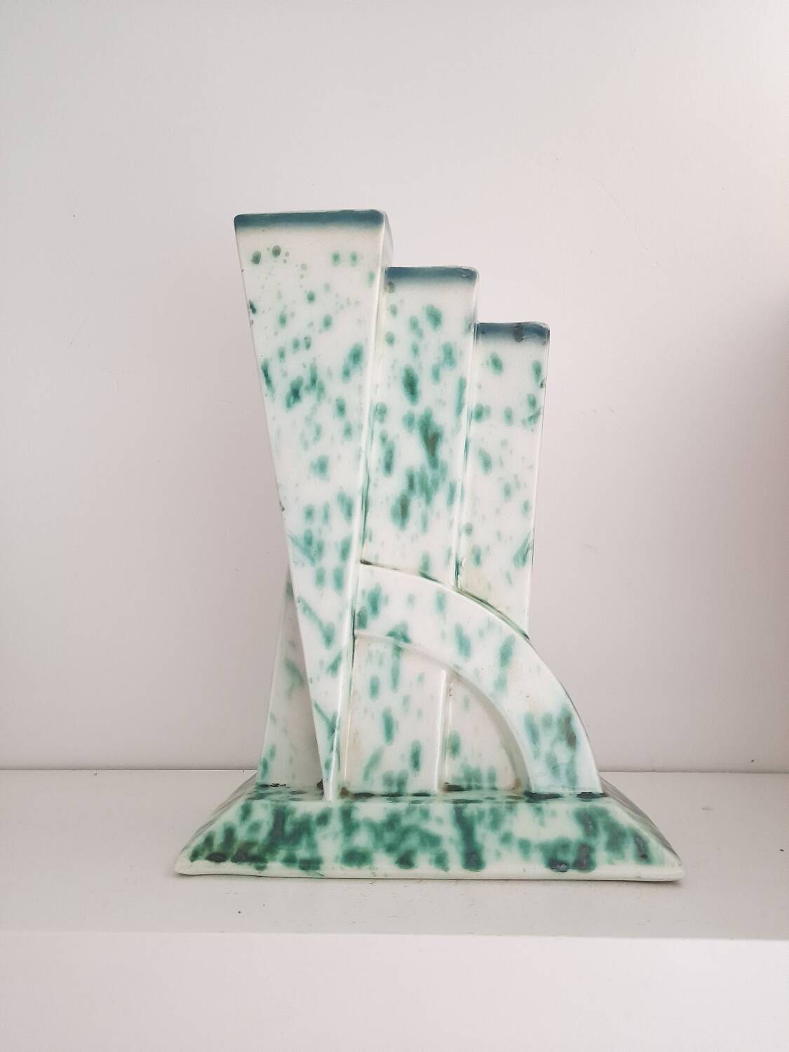 Large Art Deco vase from the 1930s, futuristic earthenware