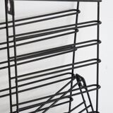 Corner shelf by Tomado