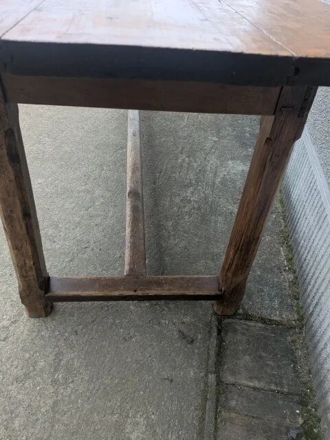 Large farmhouse table