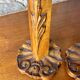 Paire de bougeoirs vintage en bois sculpté –