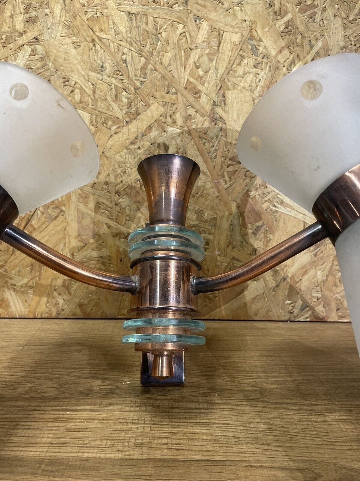 Double wall lamp