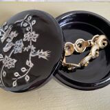 Japanese lacquer and mother-of-pearl jewelry box