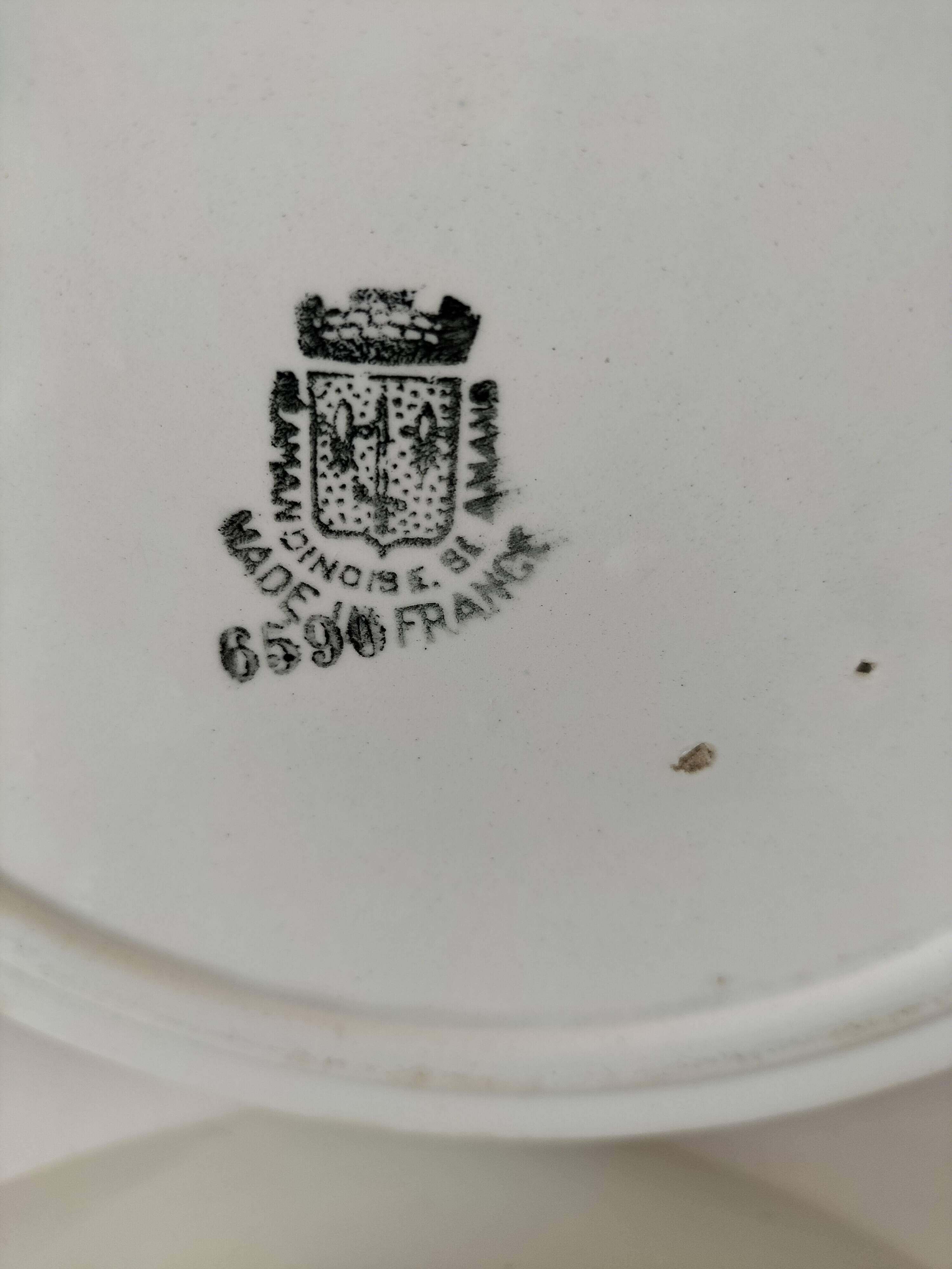 Pair of Saint Amandinoise deep dishes from the 50s