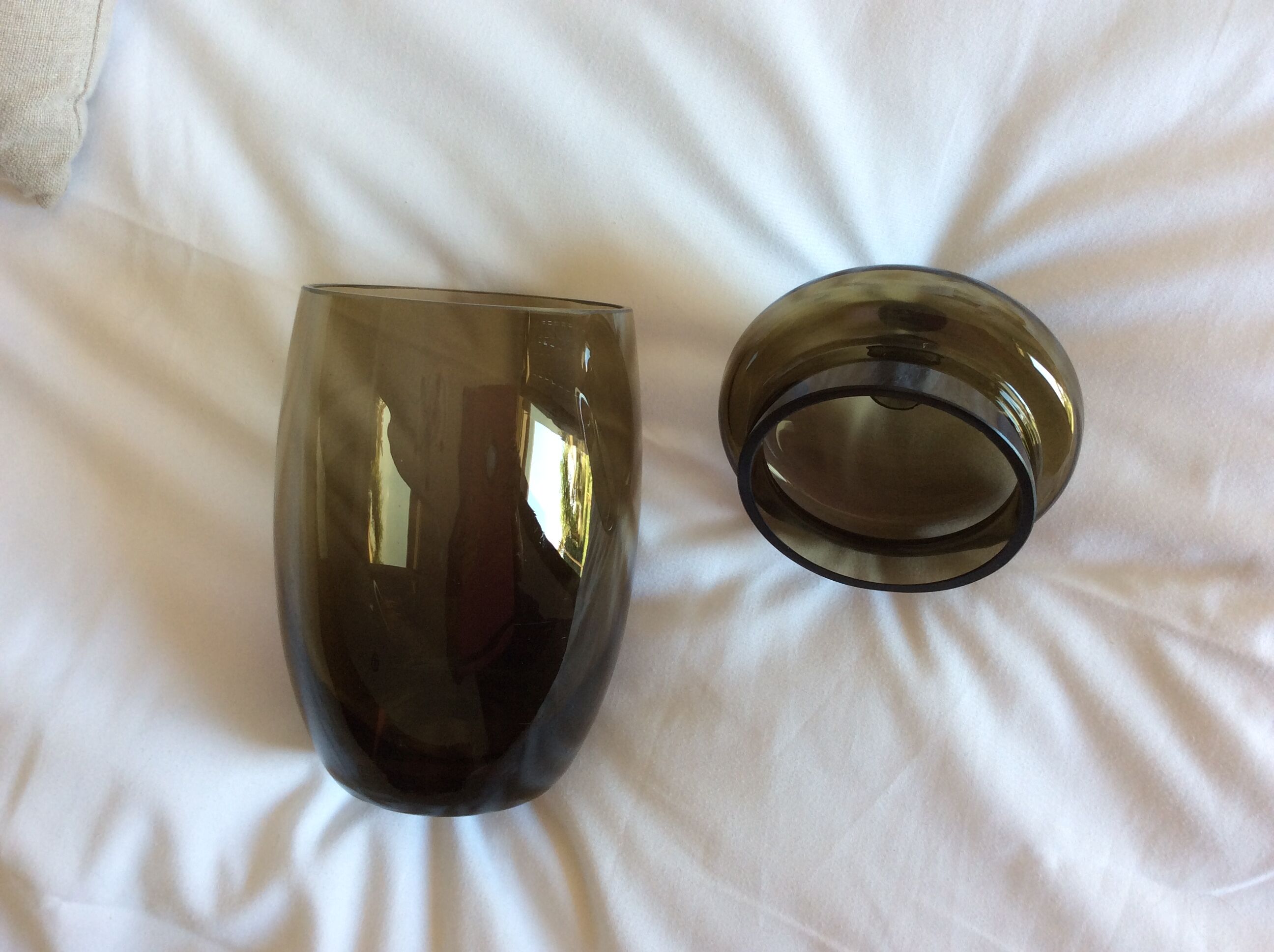 Thick glass jar smoked bronze with lid