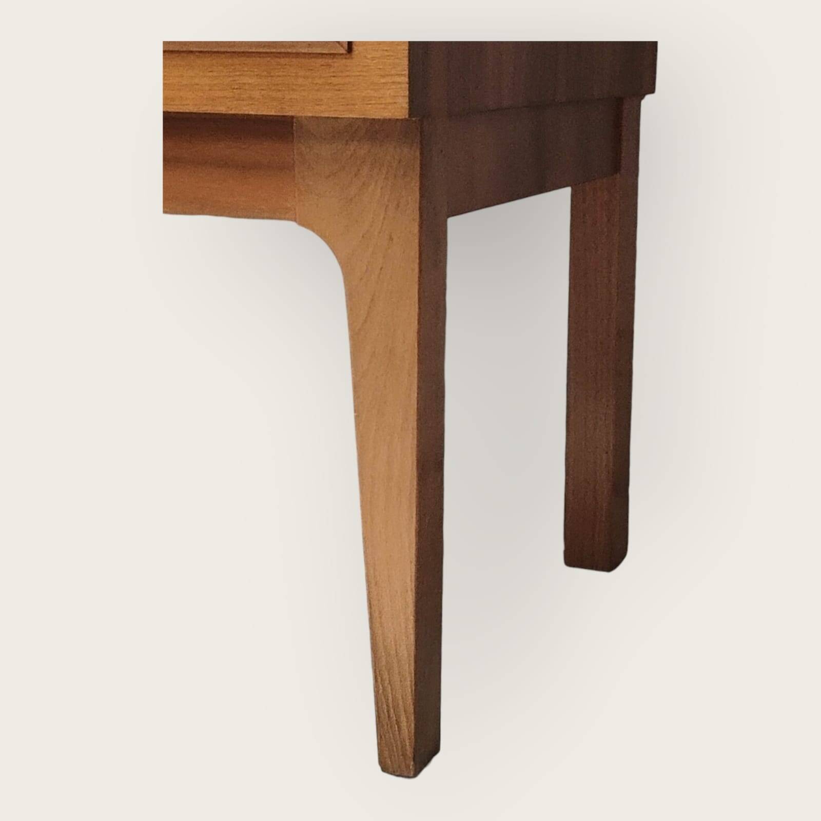 Buffet du milieu du siècle