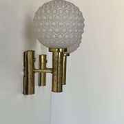 Applique vintage, laiton et opaline, Allemagne 1960