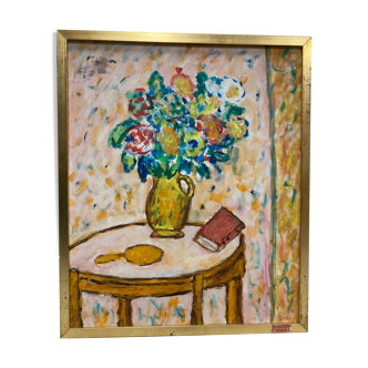 Table bouquet and book