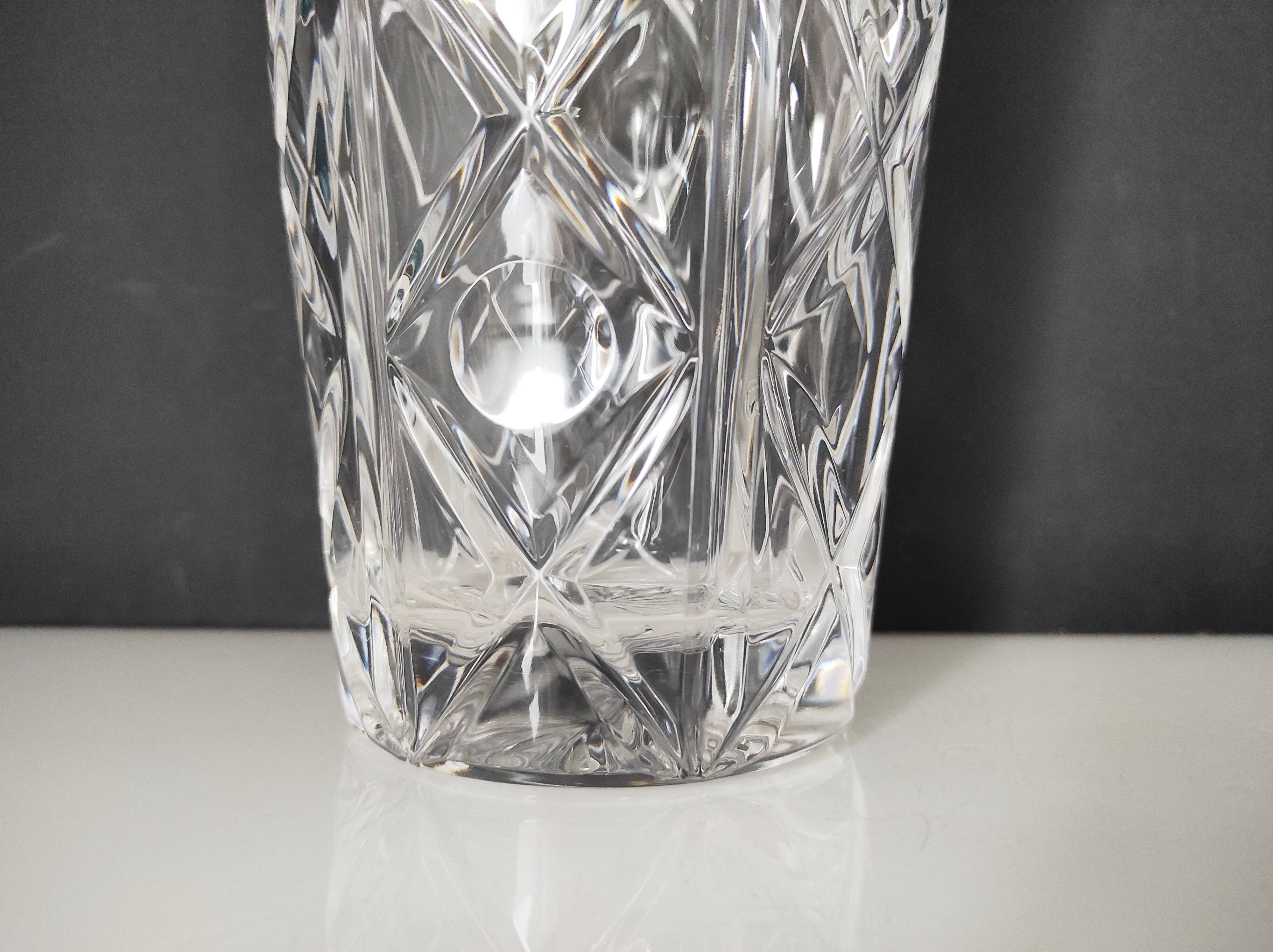 Crystal vase with lozenge decoration, 25.5 cm