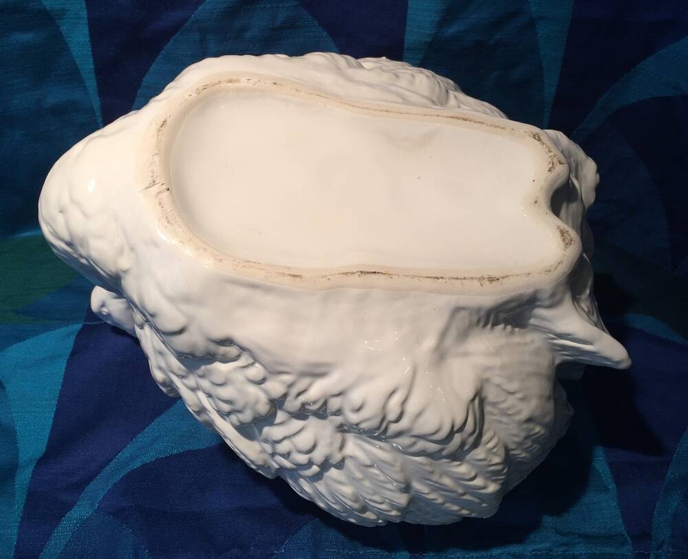Large swan planter in white earthenware