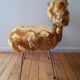 Chaise moumoute vintage Pelfran jaune moutarde