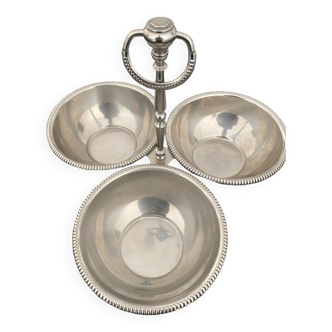 1 silver-colored metal aperitif server