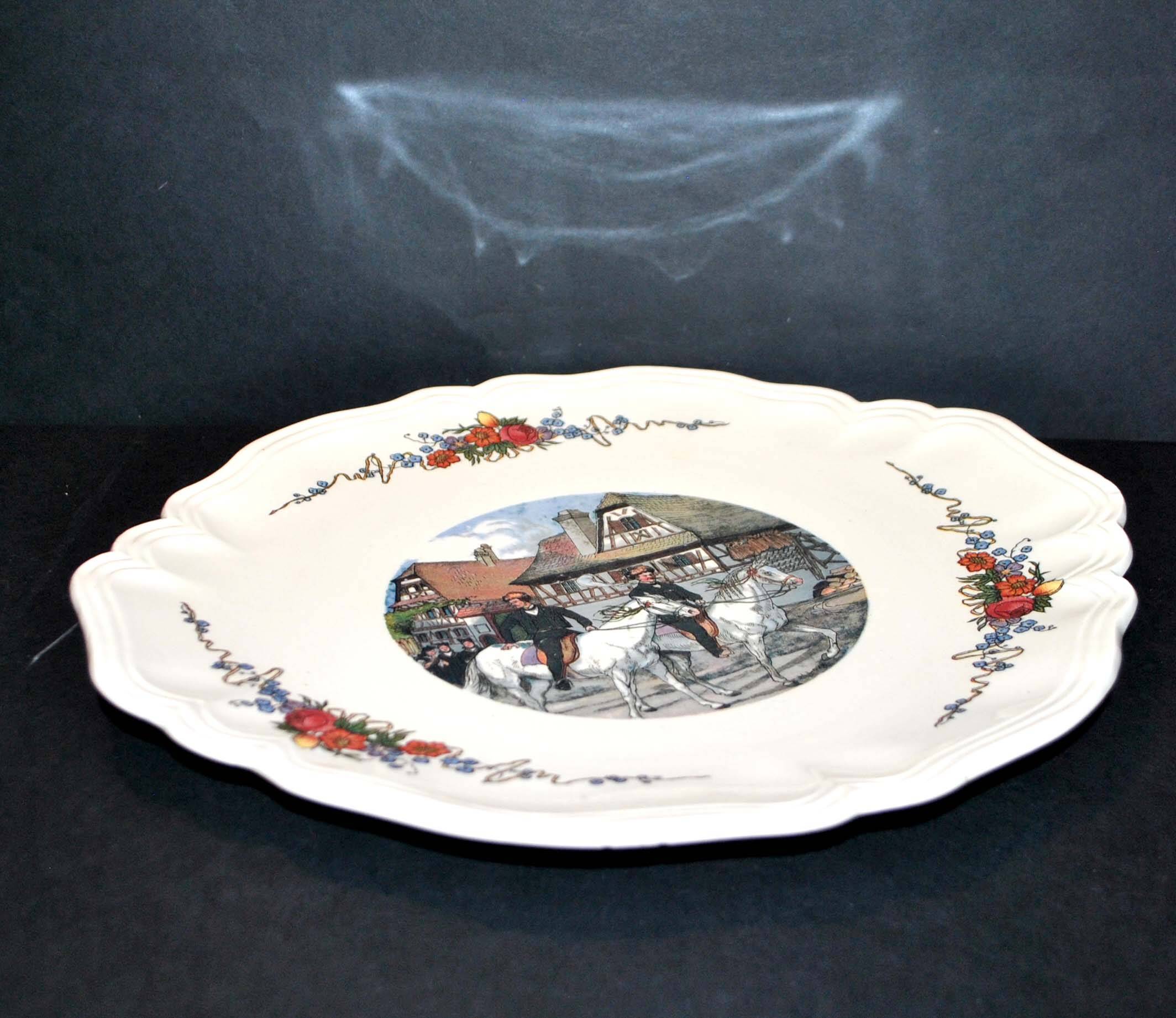Obernai dish in Sarreguemines earthenware in scalloped lentil shape - Alsace horse rider 30 cm