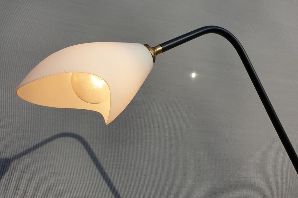 Tablet and white lampshade lamppost 1960