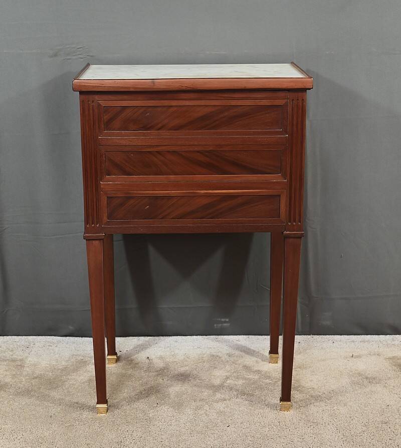 Small Mahogany Chest of Drawers, Louis XVI Style – Part 2 of the 19th Century
