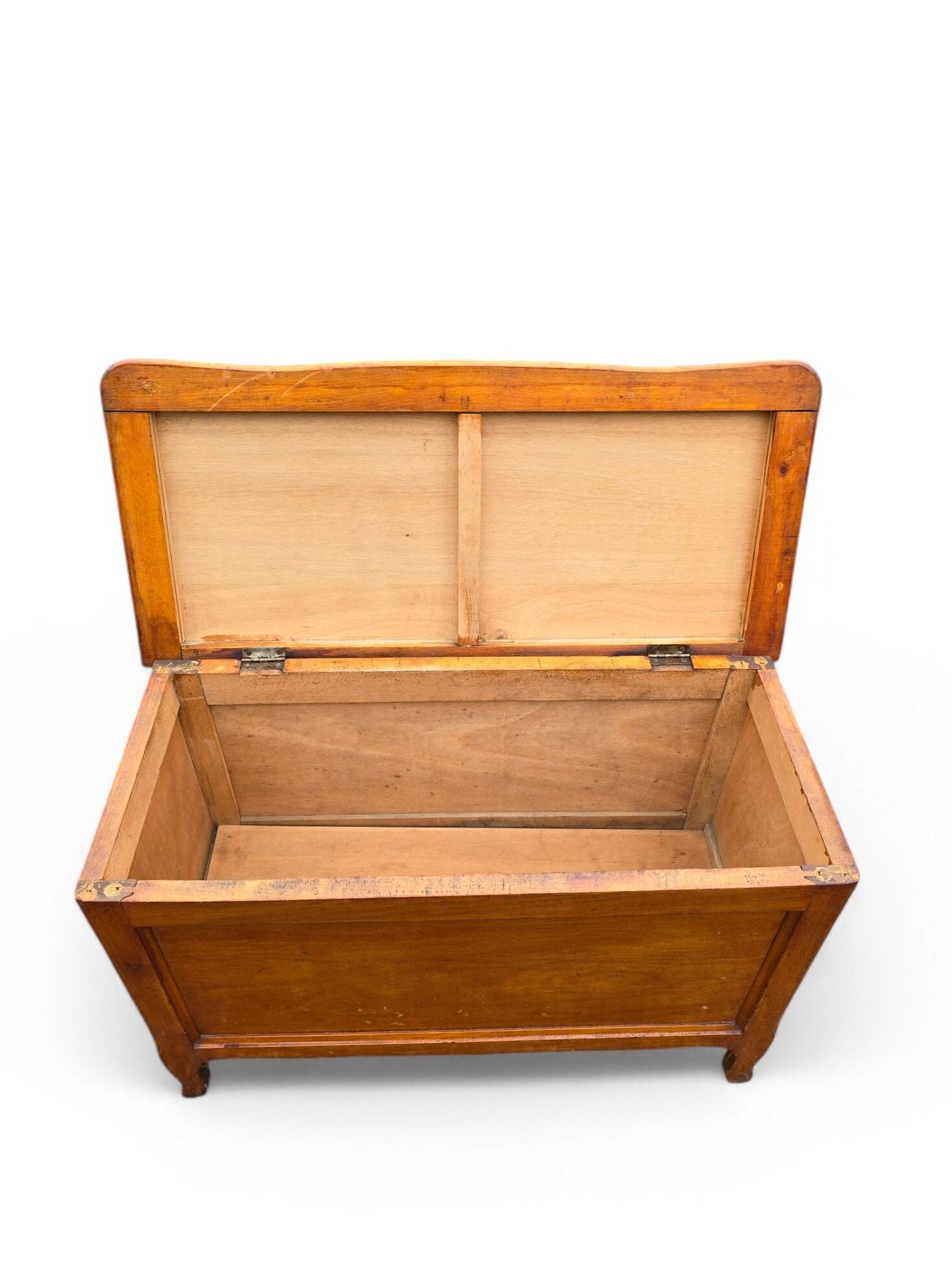 Vintage 70's storage trunk